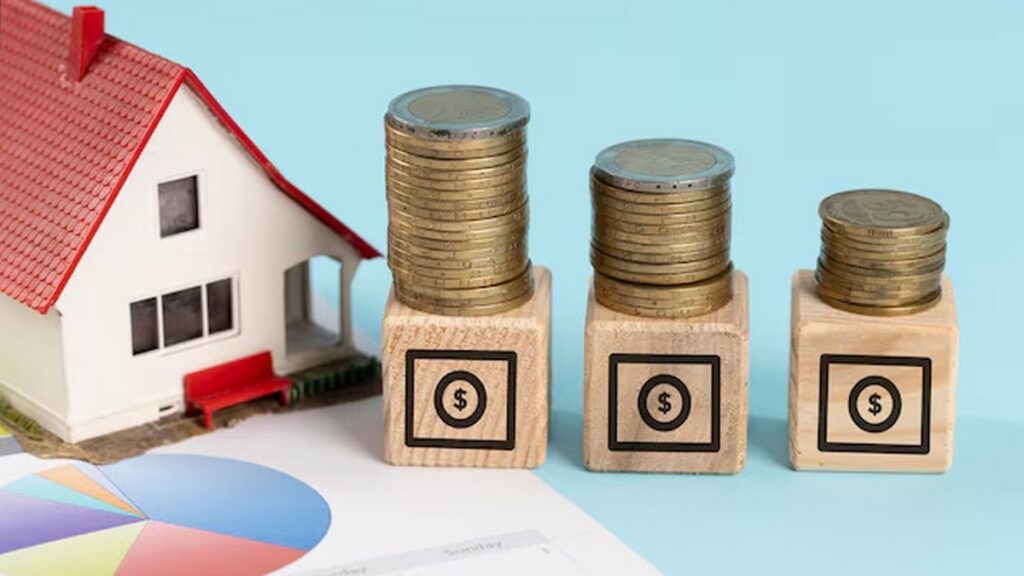 Home Equity Loan vs HELOC: The Key Differences & FAQs