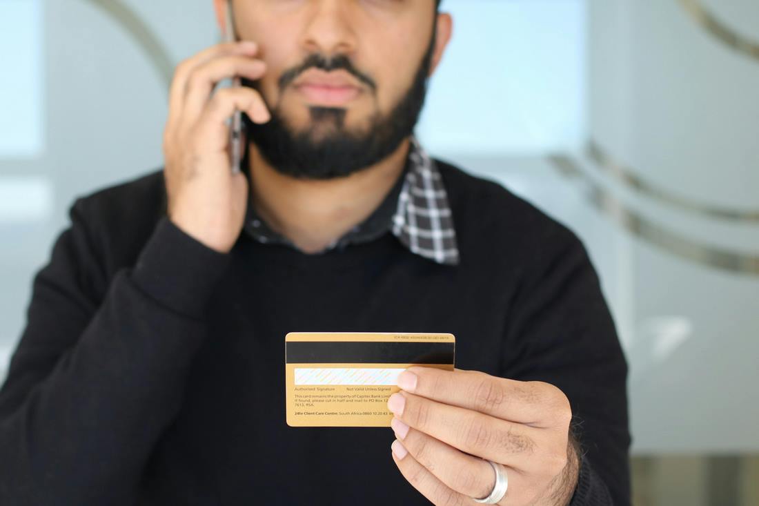 Should I Sign My Credit Card: What You Need to Know