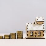 Home Equity Loan vs HELOC: The Key Differences & FAQs